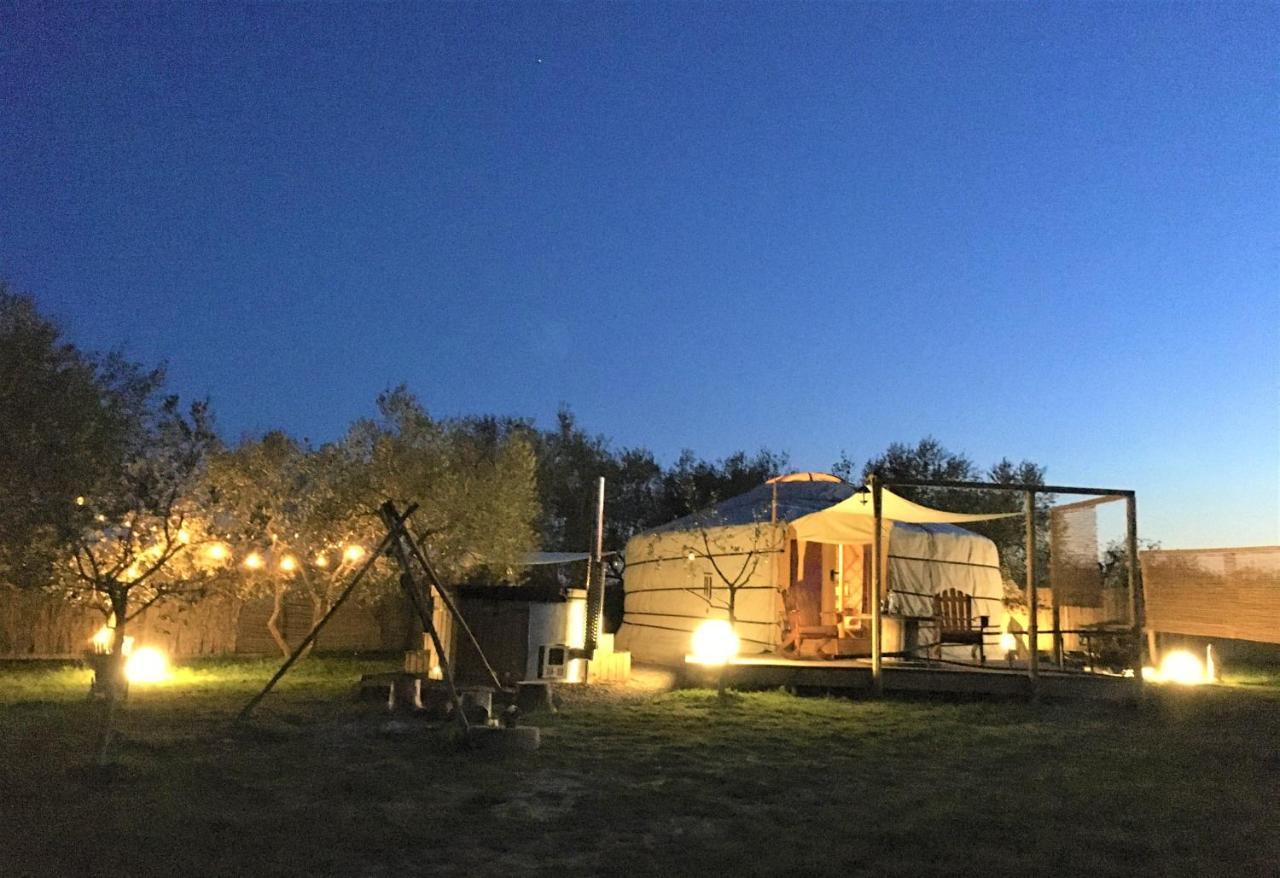2 Cuori E 1 Yurta Glamping In Tuscany - Adults Only Ашано Экстерьер фото