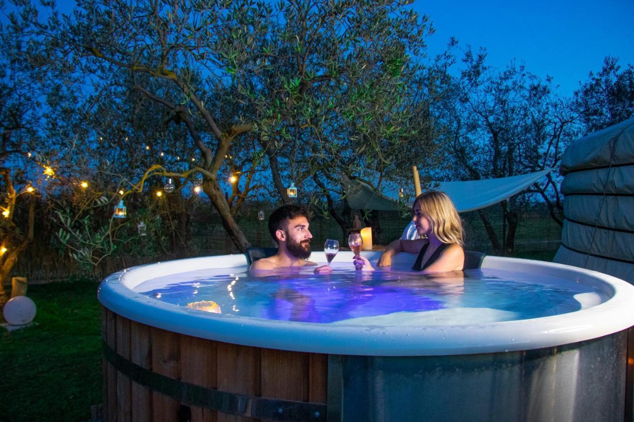 2 Cuori E 1 Yurta Glamping In Tuscany - Adults Only Ашано Экстерьер фото